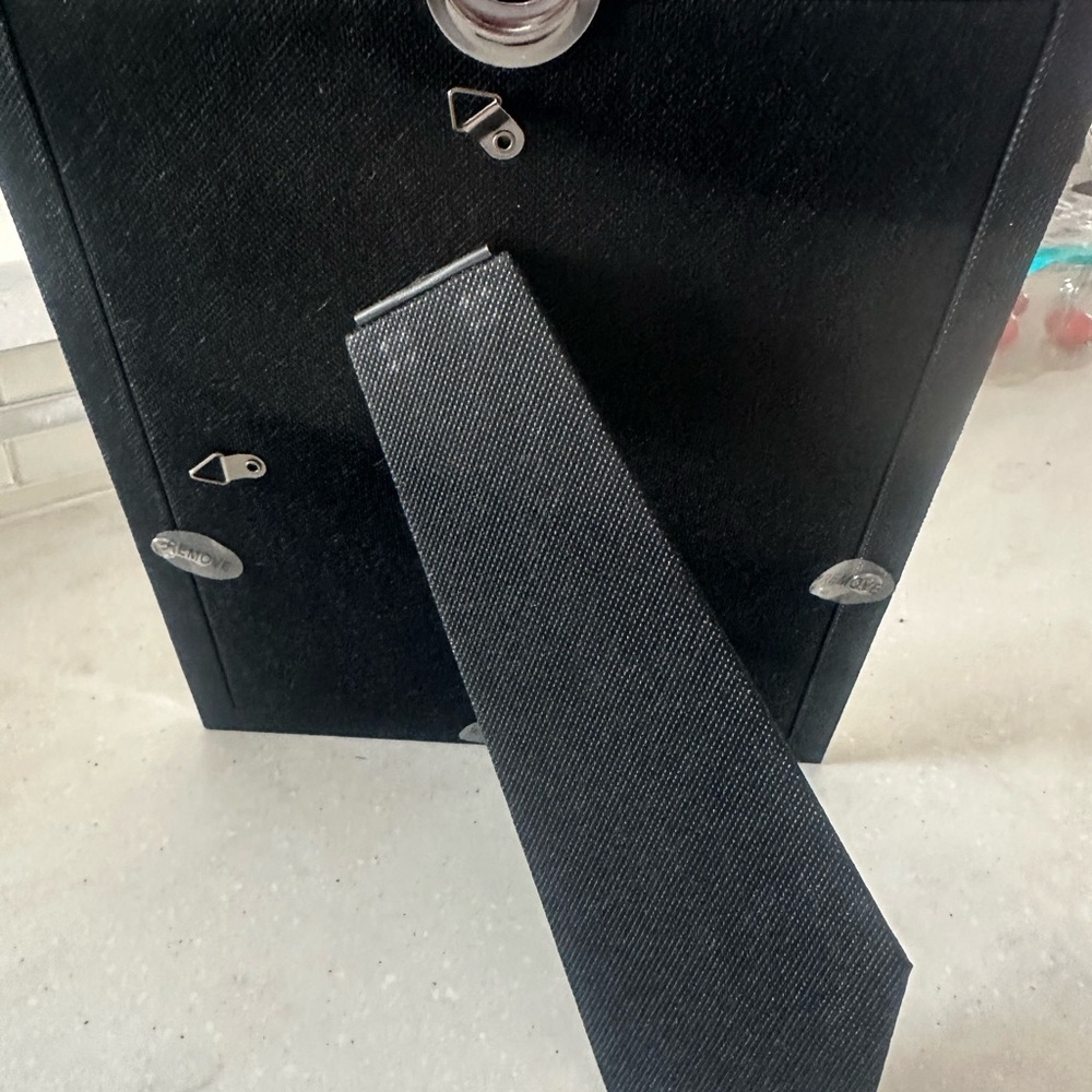 Element Black Photo Frame - Picture 3 of 4